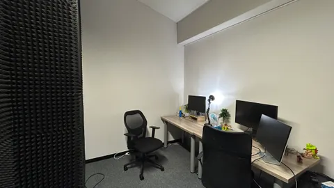 Hill House, 43 Somerset Road, Green Point 4th floor (13).